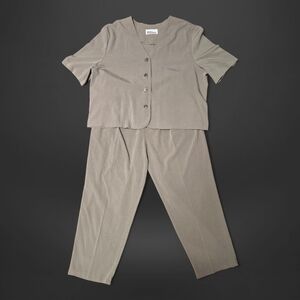 Metro 90s Vintage Tan Pantsuit Set